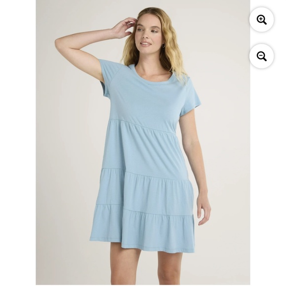Time and Tru Women’s Caspian BlueTiered Dress Size Medium NEW - Picture 1 of 5